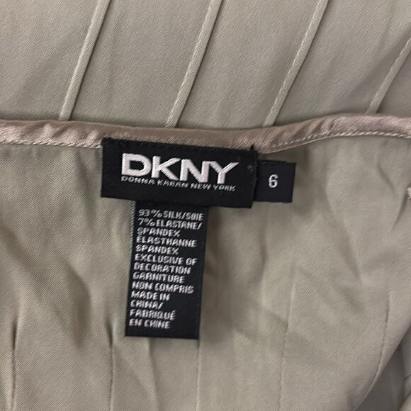 DKNY Sleek Olive Green silk Midi Dress, US6 - Picture 9 of 9